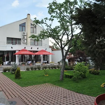 Casa Jasmine 4*