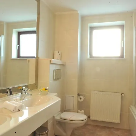 Casa Jasmine Pensiune 4*